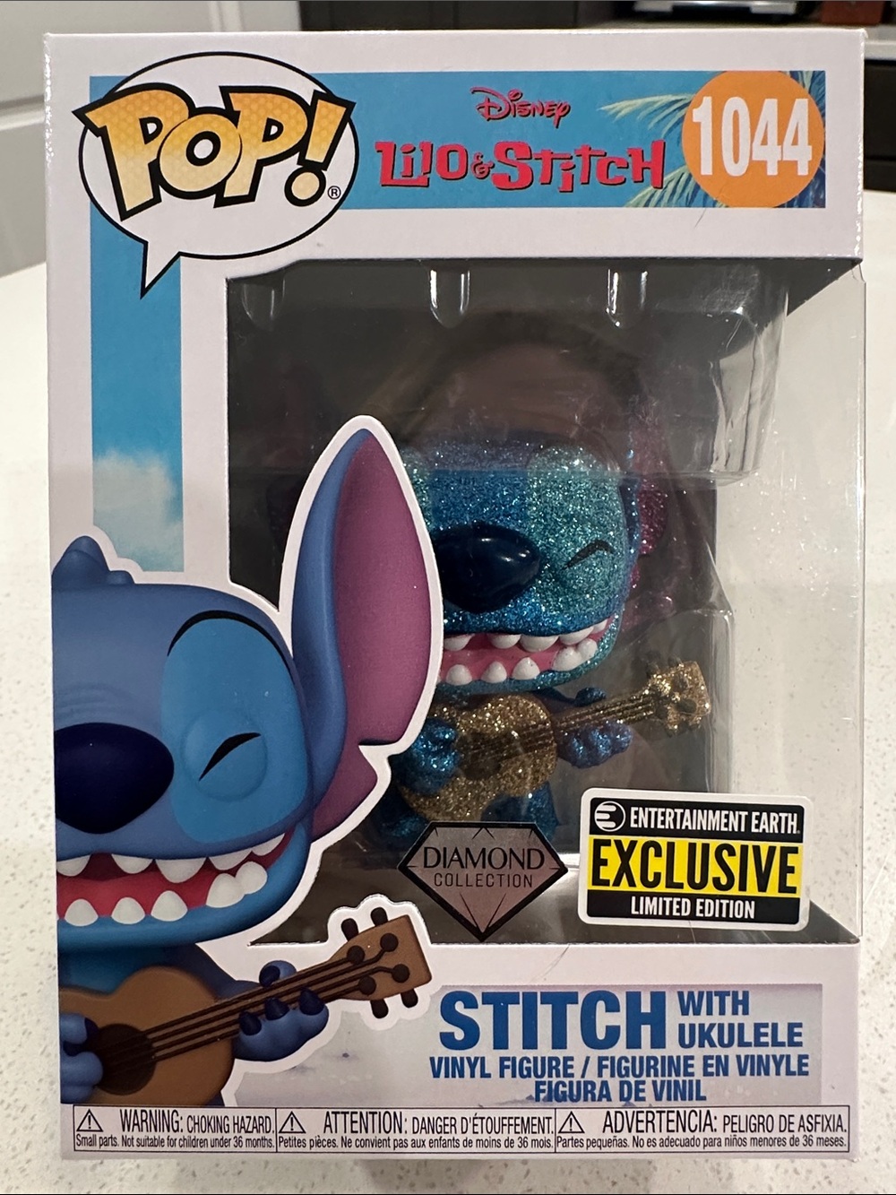 Funko Pop! Diamond Collection Stitch with Ukulele - limited edition